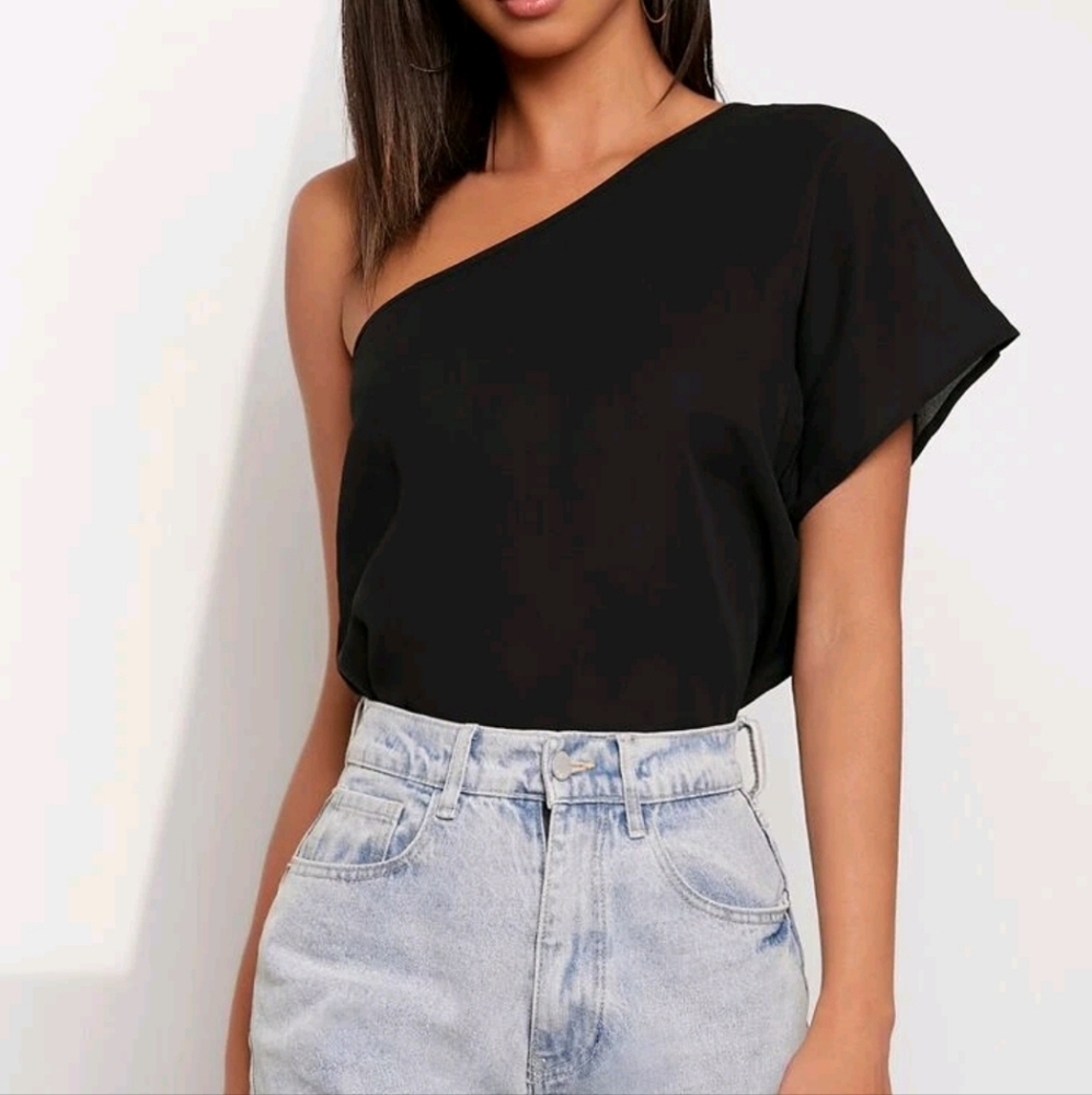 Black one shoulder blouse size XS
